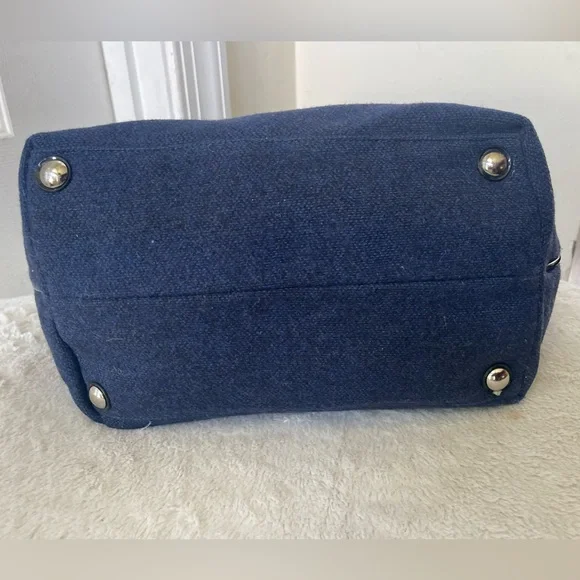 Coach Tote Bag EUC - Picture 4 of 12